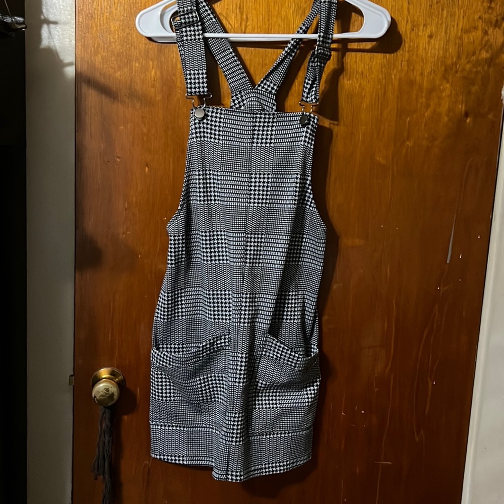 Overall dress